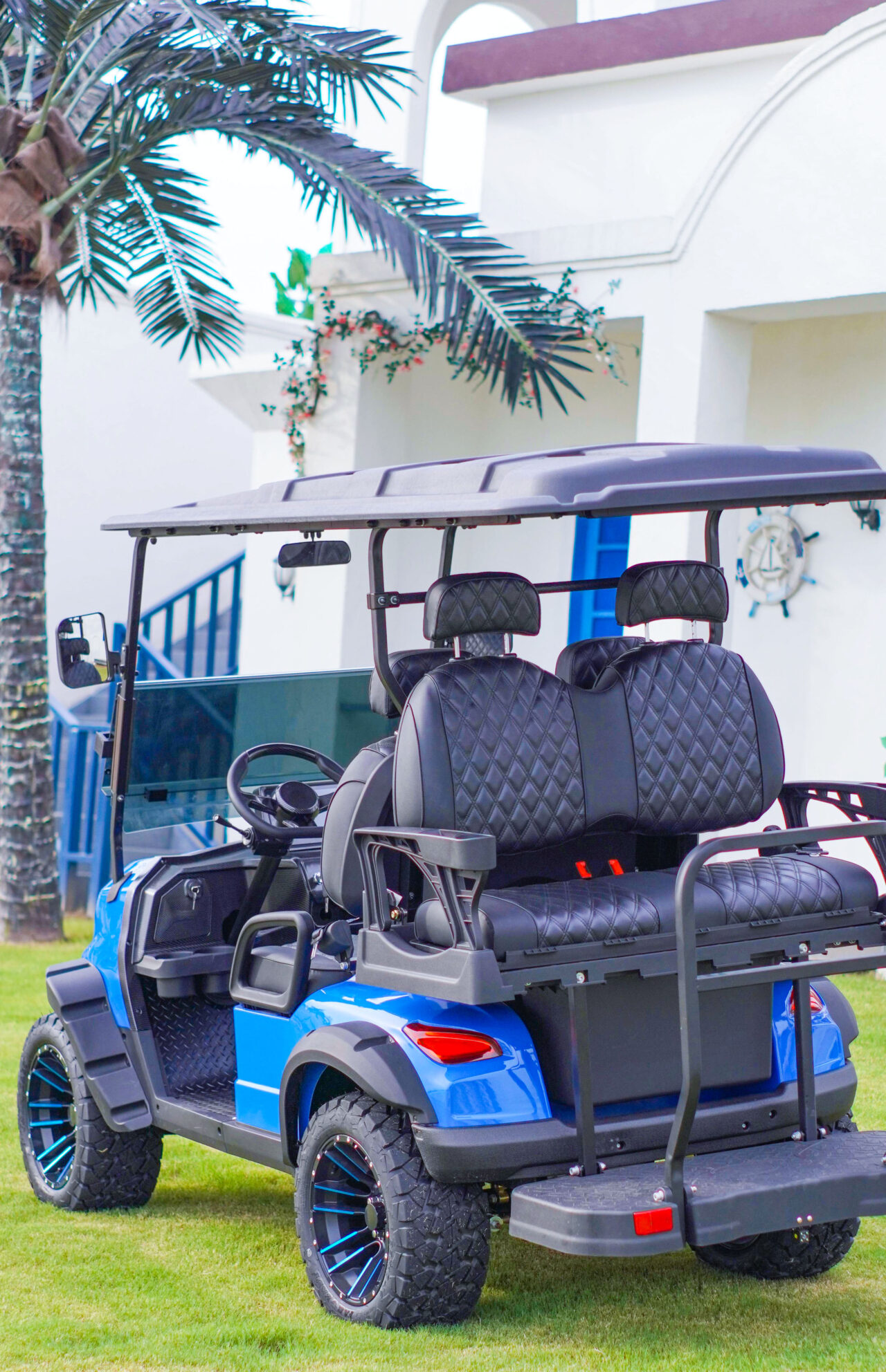 Volt cart lifestyle photo
